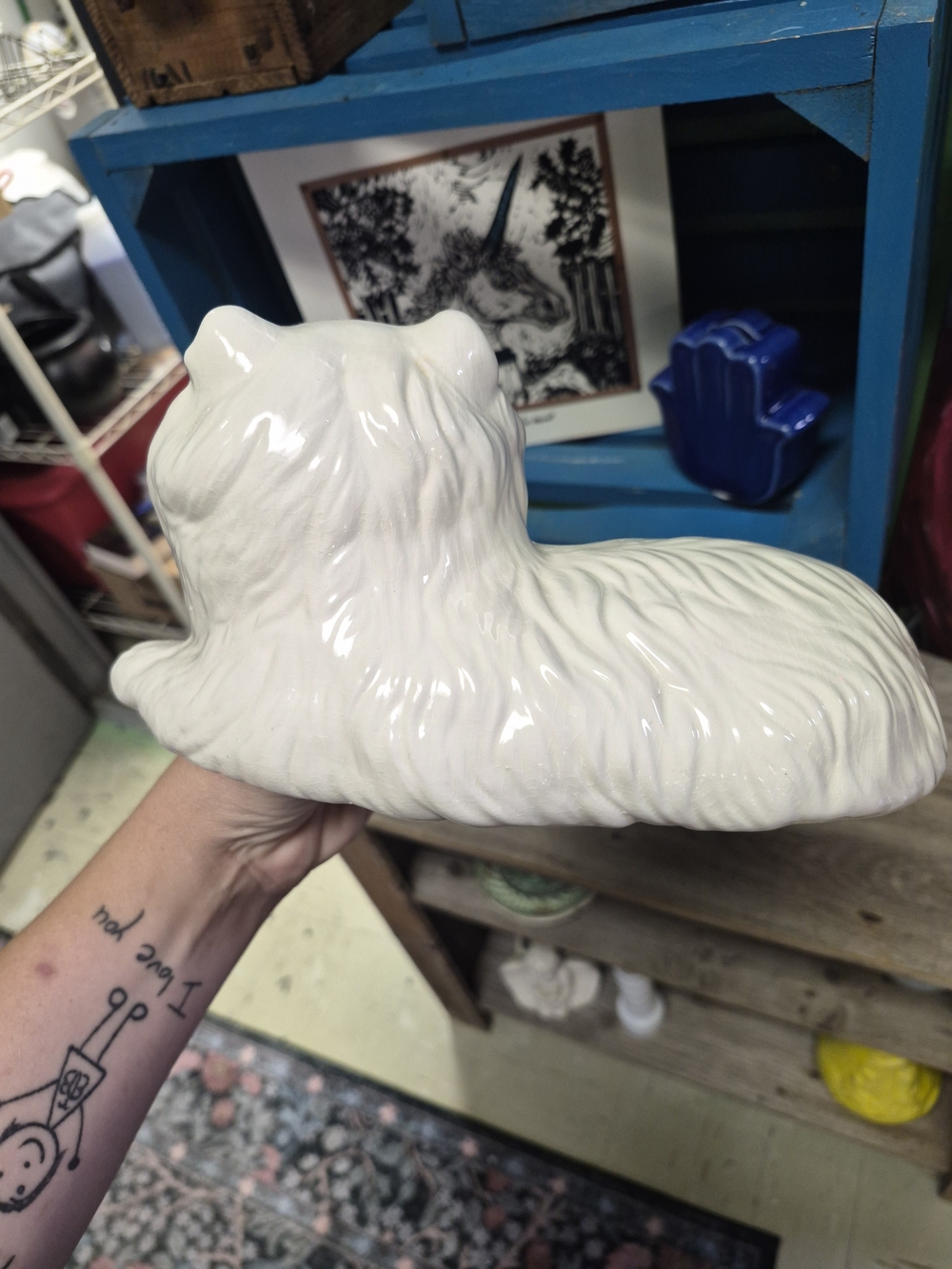 White Ceramic Persian Cat Figurine - Decorative Cat Statue - Picture 4 of 4